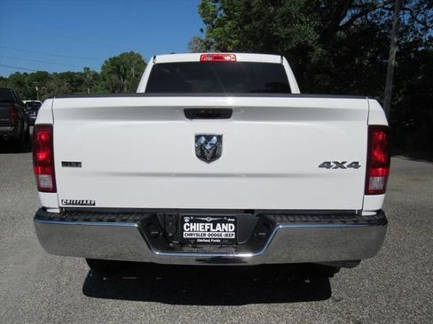 Used 2024 RAM 1500 Classic SLT image 6