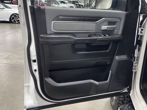 Used 2019 RAM 2500 Big Horn AWD/4WD image 19
