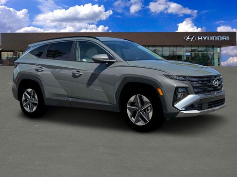 New 2026 Hyundai Tucson SEL FWD image 10
