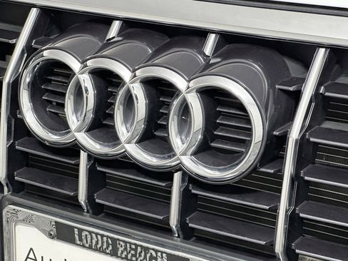 Used 2025 Audi Q3 2.0T Premium w/ Convenience Package image 15