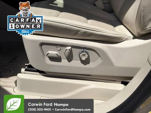 Used 2025 Cadillac Escalade ESV Sport Platinum w/ LPO, Floor Liner Package AWD/4WD image 11