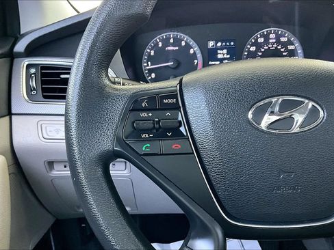 Used 2017 Hyundai Sonata SE w/ Cargo Package FWD image 10