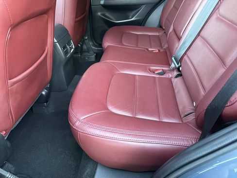 Certified 2023 MAZDA CX-5 Carbon Edition image 19