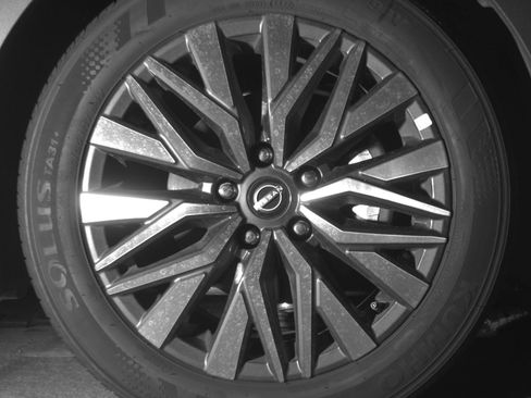 Used 2025 Nissan Altima 2.5 SV image 13