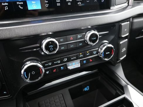 New 2026 Ford F350 Platinum w/ FX4 Off-Road Package AWD/4WD image 10