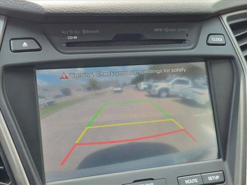 Used 2013 Hyundai Santa Fe Sport 2.0T w/ Technology Pkg FWD image 4