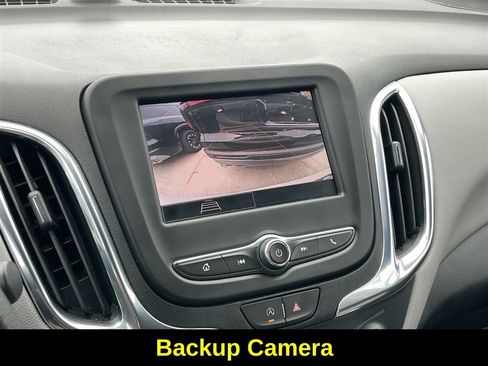 Used 2023 Chevrolet Equinox LT image 12