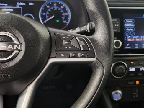 Used 2025 Nissan Leaf S FWD image 25