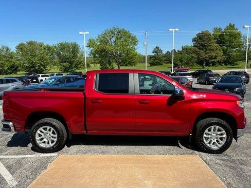 Used 2024 Chevrolet Silverado 1500 LT w/ Z71 Off-Road Package AWD/4WD image 5