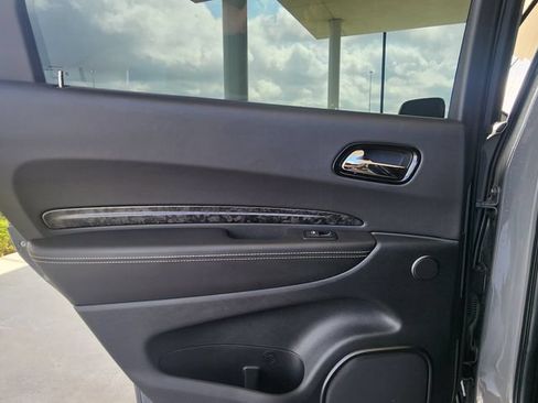Used 2022 Dodge Durango SRT w/ Premium Interior Group AWD/4WD image 18