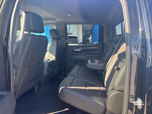 Certified 2025 Chevrolet Silverado 1500 LT Trail Boss w/ Convenience Package II image 17