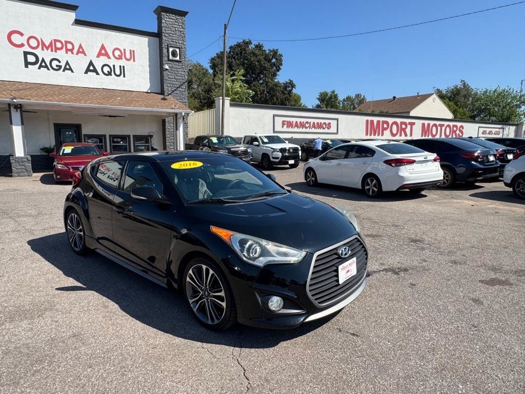Used 2016 Hyundai Veloster Turbo w/ Option Group 04 FWD image 3