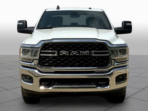 Used 2024 RAM 2500 Big Horn w/ Off Road Package image 4