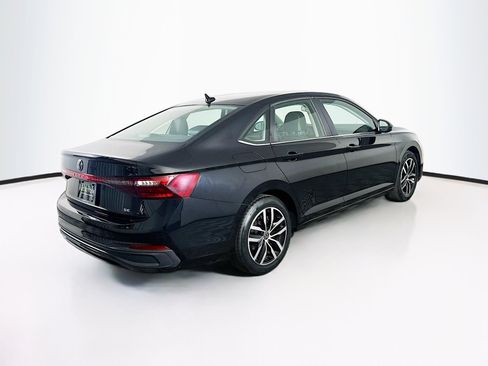 Used 2025 Volkswagen Jetta SE FWD image 9