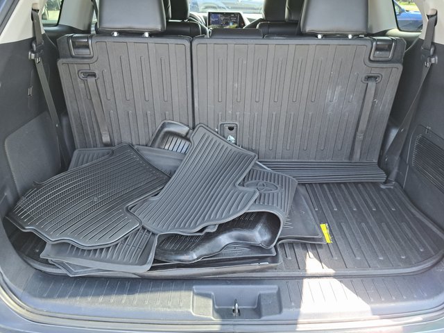 Used 2020 Toyota Highlander Platinum AWD/4WD image 30