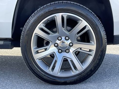 Certified 2016 Cadillac Escalade Premium image 21