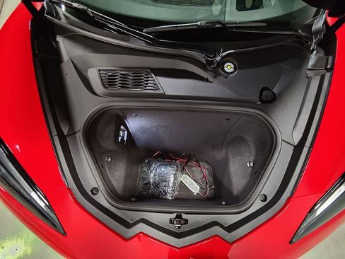 Used 2021 Chevrolet Corvette Stingray Preferred Cpe w/ Z51 Performance Package image 5