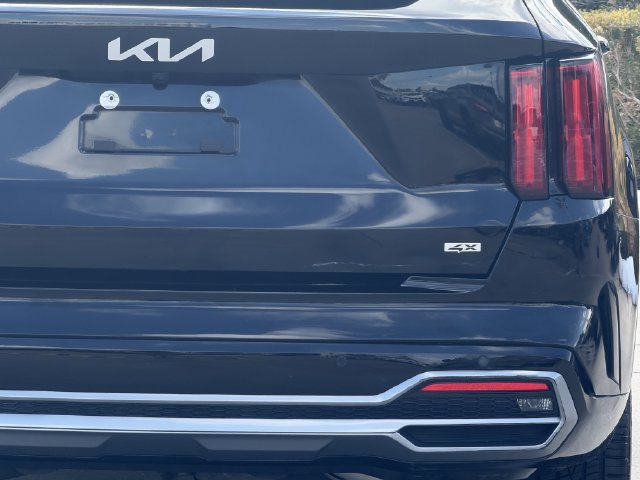 Used 2023 Kia Sorento SX AWD/4WD image 8