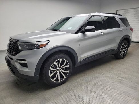 Used 2020 Ford Explorer ST w/ Premium Technology Package image 2
