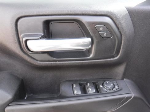 Used 2023 Chevrolet Silverado 1500 W/T w/ WT Value Package AWD/4WD image 15