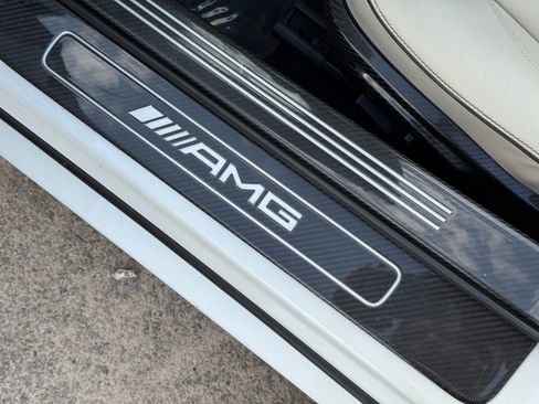Used 2012 Mercedes-Benz SLS AMG Roadster image 19