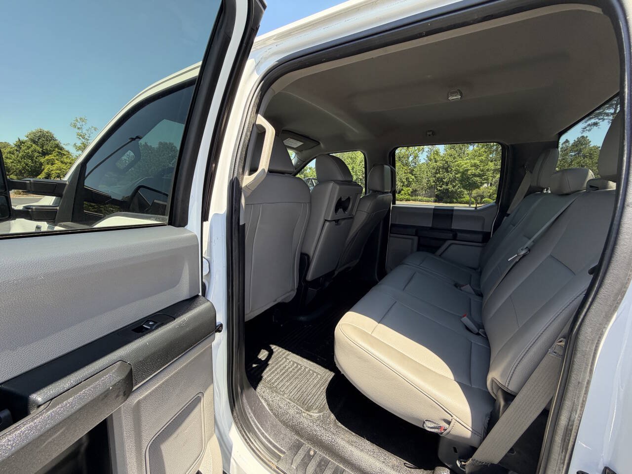 Used 2019 Ford F250 XL w/ Power Equipment Group AWD/4WD image 13
