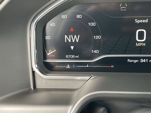 Used 2025 GMC Sierra 1500 AT4 image 12