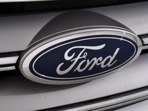 Used 2016 Ford Edge SEL w/ Equipment Group 201A AWD/4WD image 21