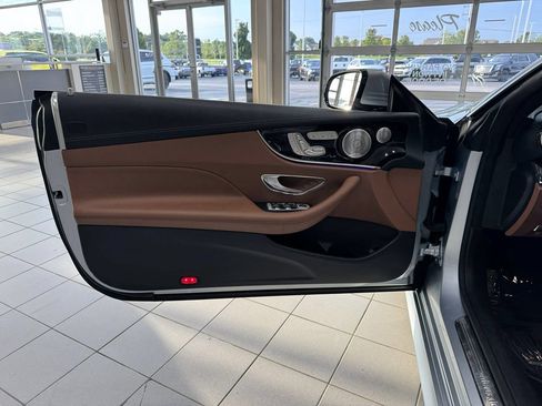 Used 2019 Mercedes-Benz E 450 4MATIC Cabriolet image 13