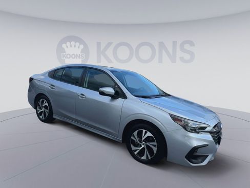 Used 2023 Subaru Legacy Premium AWD/4WD image 2