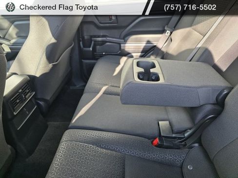 Used 2025 Toyota 4Runner SR5 image 37