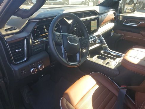 New 2026 GMC Sierra 3500 Denali Ultimate image 9