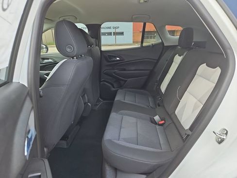New 2026 Chevrolet Trax LS w/ LS Convenience Package FWD image 24