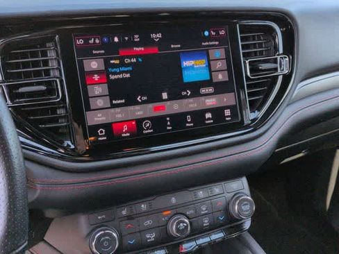 Used 2024 Dodge Durango GT AWD/4WD image 27