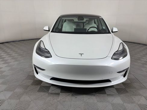 Used 2021 Tesla Model 3 Performance image 2