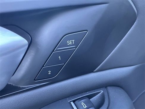 Used 2025 BMW X5 xDrive50e image 26