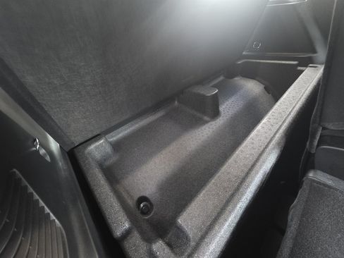 Used 2022 Ford Expedition XL AWD/4WD image 33