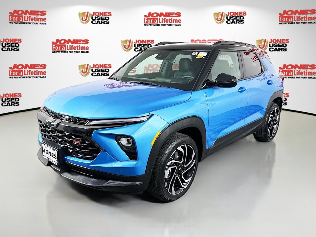 Used 2025 Chevrolet TrailBlazer RS AWD/4WD image 11