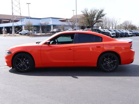 Used 2023 Dodge Charger SXT w/ Blacktop Package image 27