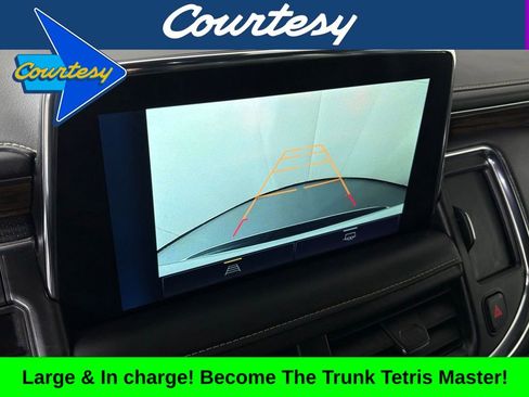 Used 2023 Chevrolet Suburban Premier image 29