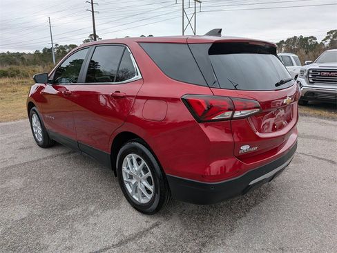 Used 2024 Chevrolet Equinox LT image 6
