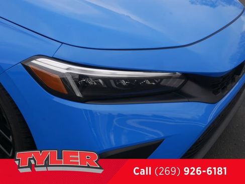 Used 2024 Honda Civic Sport image 10