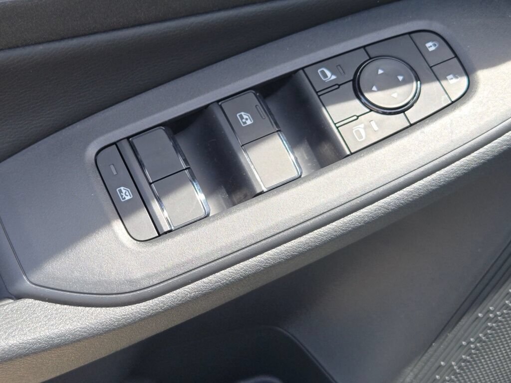 Used 2026 Nissan Sentra SV w/ SV Convenience Package FWD image 20