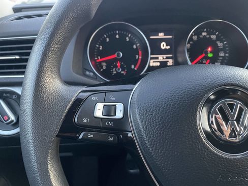 Used 2016 Volkswagen Passat 1.8T S FWD image 24
