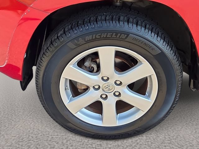 Used 2007 Toyota RAV4 Limited AWD/4WD image 9
