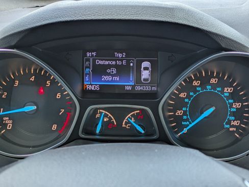 Used 2016 Ford Escape Titanium w/ Equipment Group 301A FWD image 25