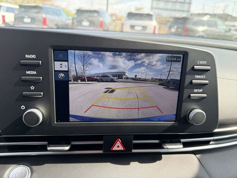 New 2026 Hyundai Elantra Hybrid FWD image 21