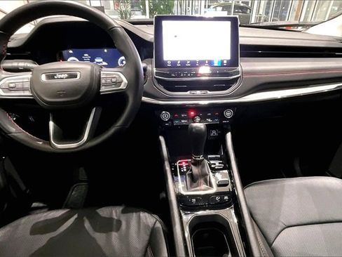 Used 2022 Jeep Compass Trailhawk w/ Trailhawk Elite Group image 7