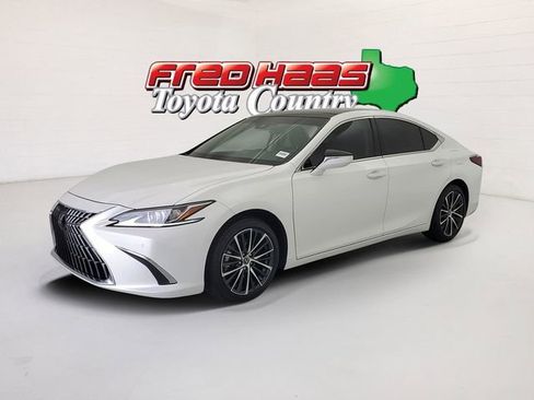 Used 2024 Lexus ES 350 w/ Premium Package image 1