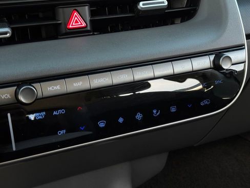 New 2026 Hyundai Ioniq 5 SE image 16